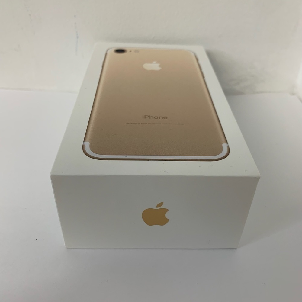 Apple iPhone 7, Gold, 128GB empty box - Picture 10 of 11